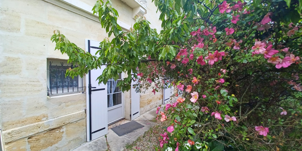 maison à AMBARES ET LAGRAVE (33440)