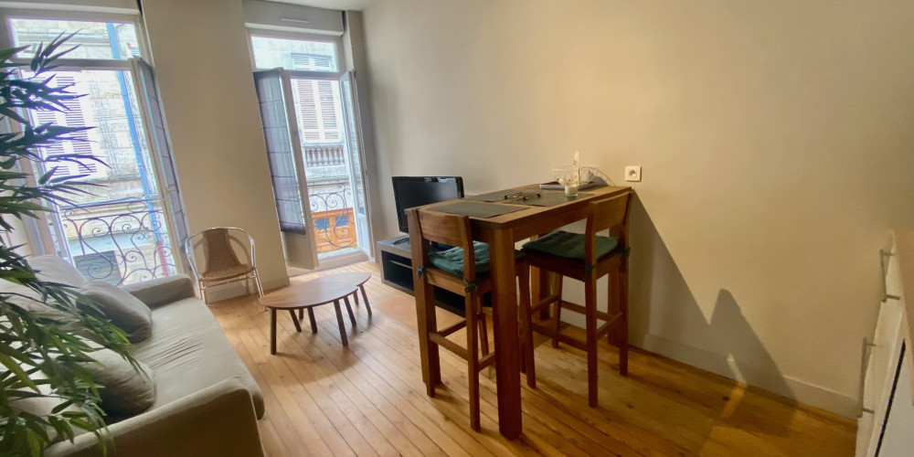 appartement à BORDEAUX (33000)