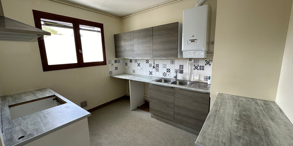 appartement à BORDEAUX (33200)