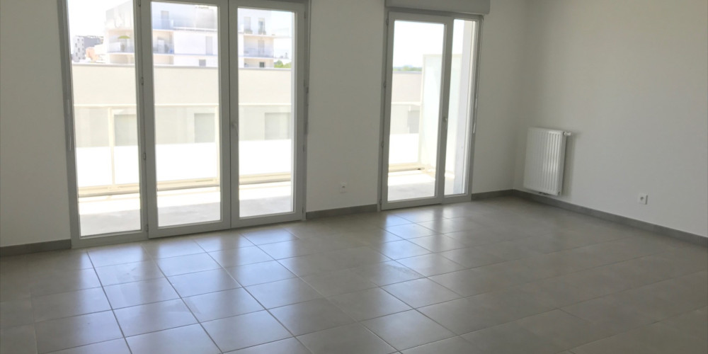 appartement à BORDEAUX (33300)