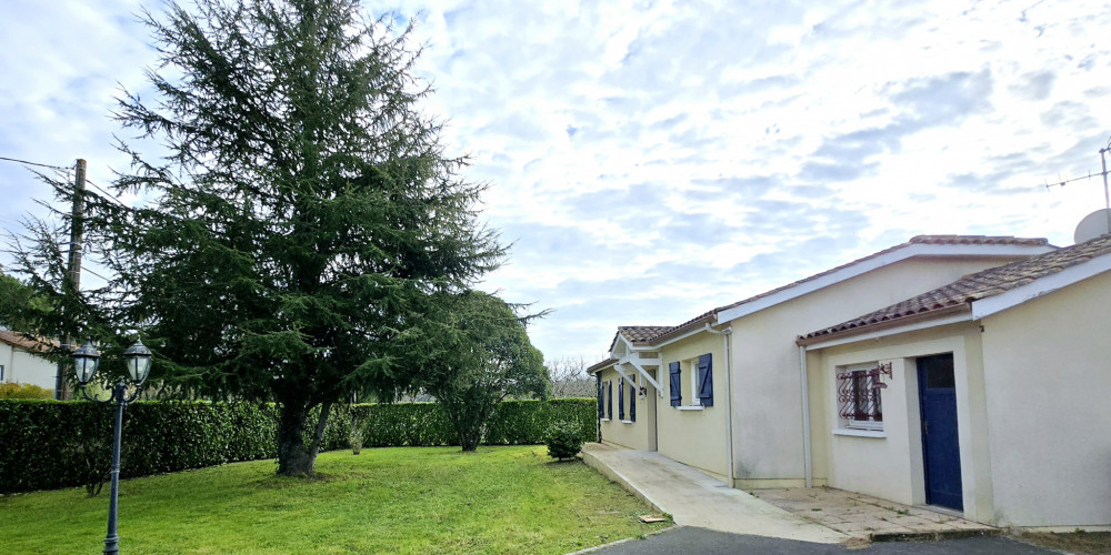 maison à PORT STE FOY ET PONCHAPT (33220)