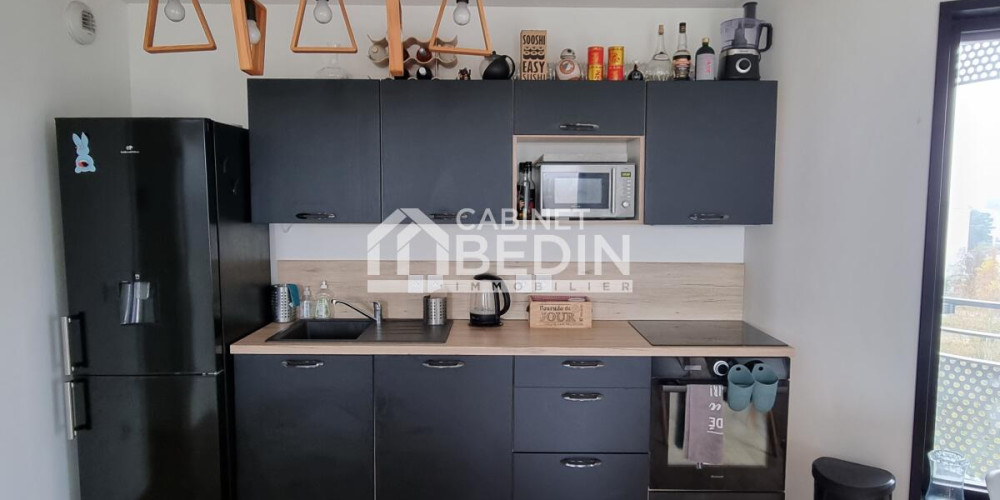 appartement à BORDEAUX (33300)