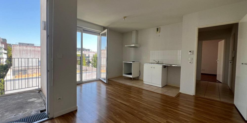 appartement à BORDEAUX (33300)