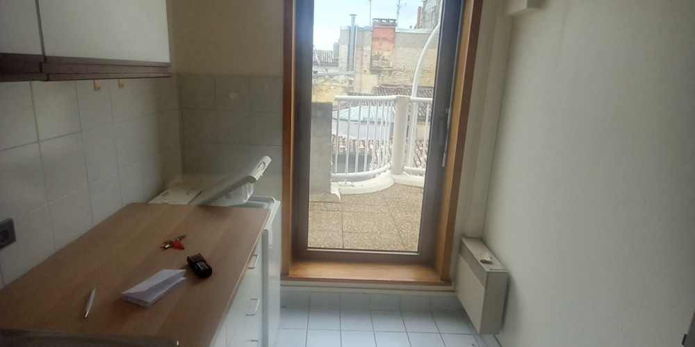 appartement à BORDEAUX (33000)