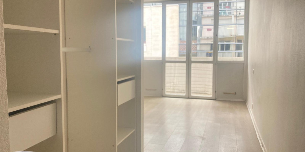 appartement à BORDEAUX (33000)