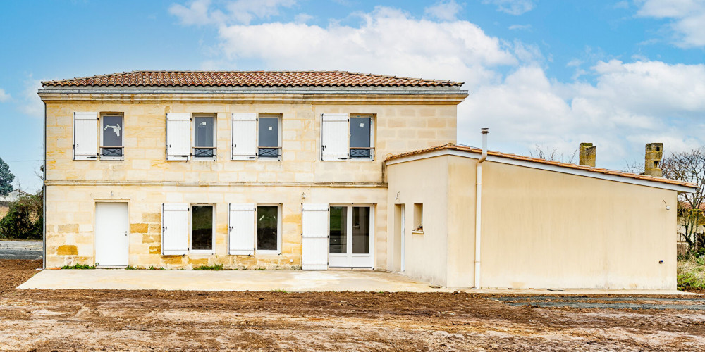 maison à GENISSAC (33420)