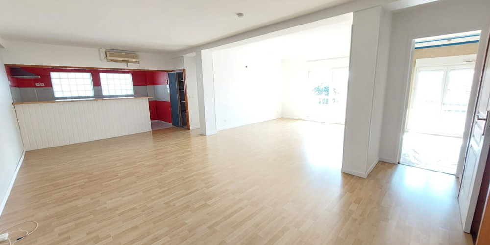 appartement à BORDEAUX (33800)