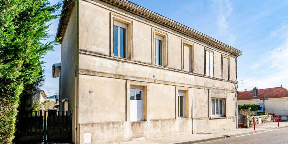 maison à ST LAURENT MEDOC (33112)