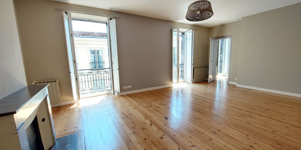 appartement à BORDEAUX (33000)