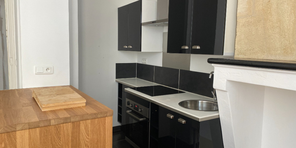 appartement à BORDEAUX (33800)