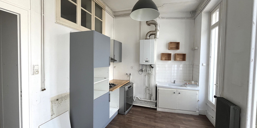 appartement à BORDEAUX (33000)