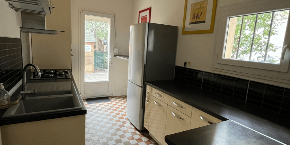 appartement à BORDEAUX (33000)