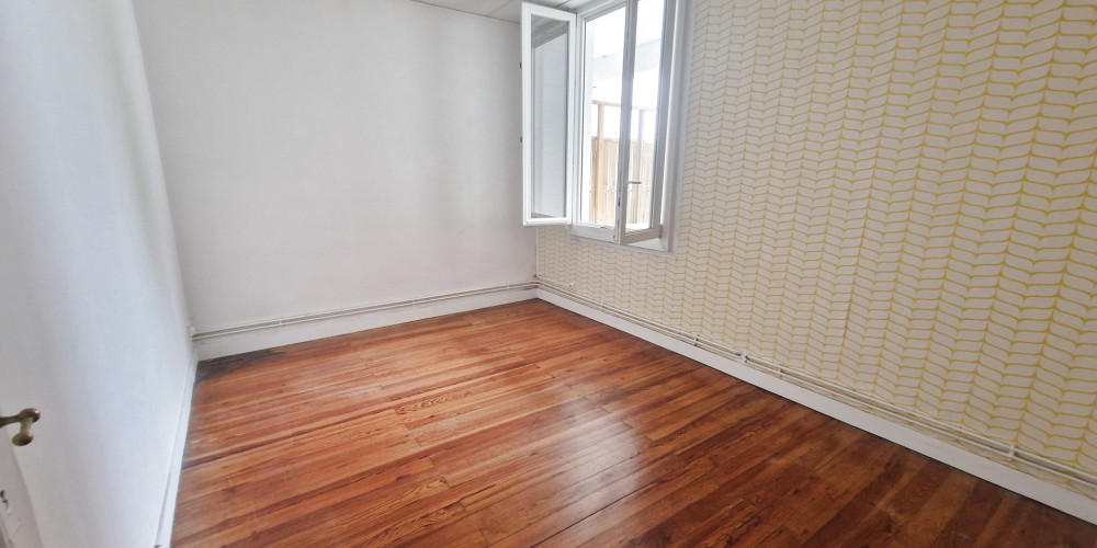 appartement à BORDEAUX (33000)