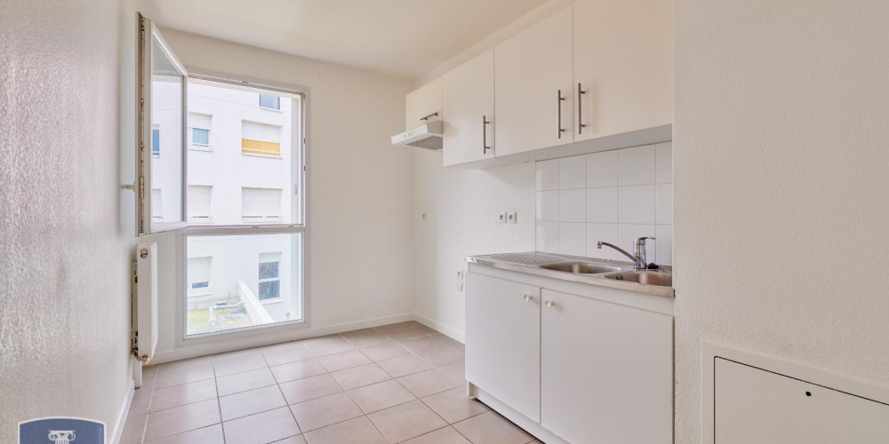 appartement à BORDEAUX (33300)