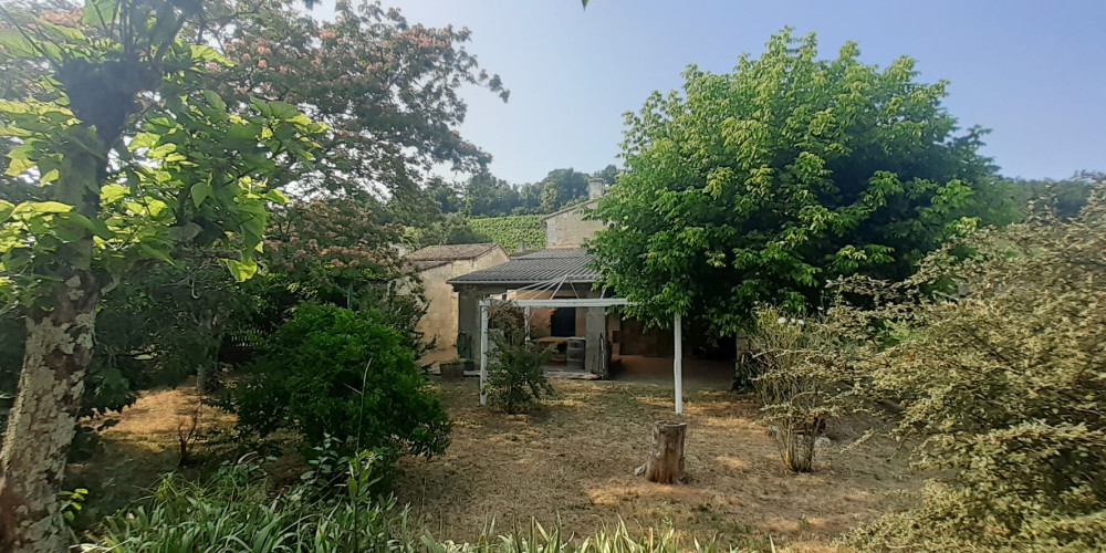 maison à FRONSAC (33126)