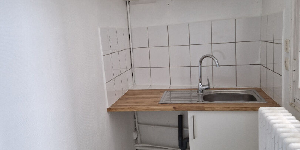 appartement à BORDEAUX (33300)