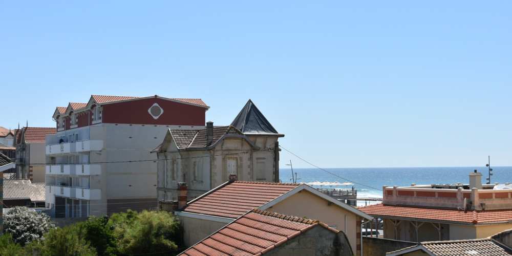 appartement à LACANAU (33680)