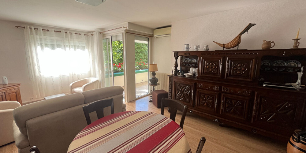 appartement à BORDEAUX (33000)