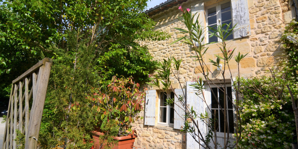 maison à CAMBES (33880)