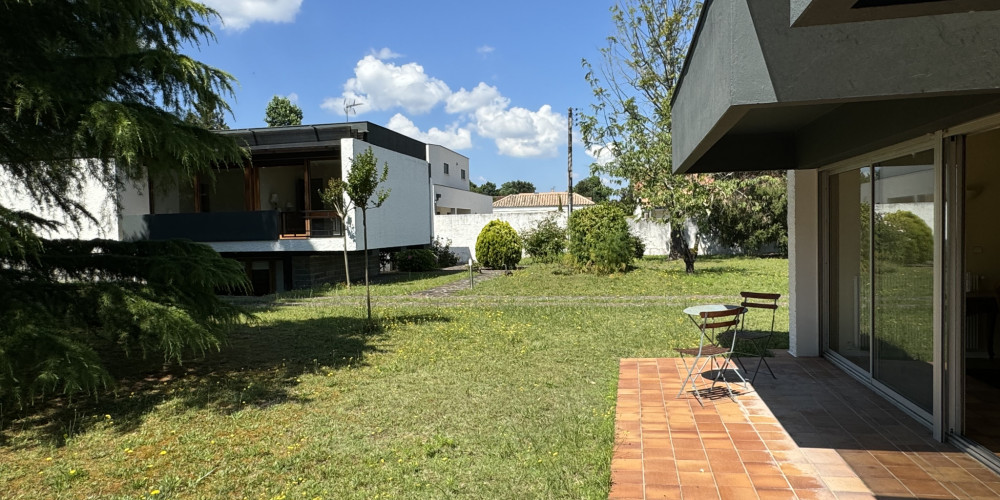 maison à VILLENAVE D ORNON (33140)