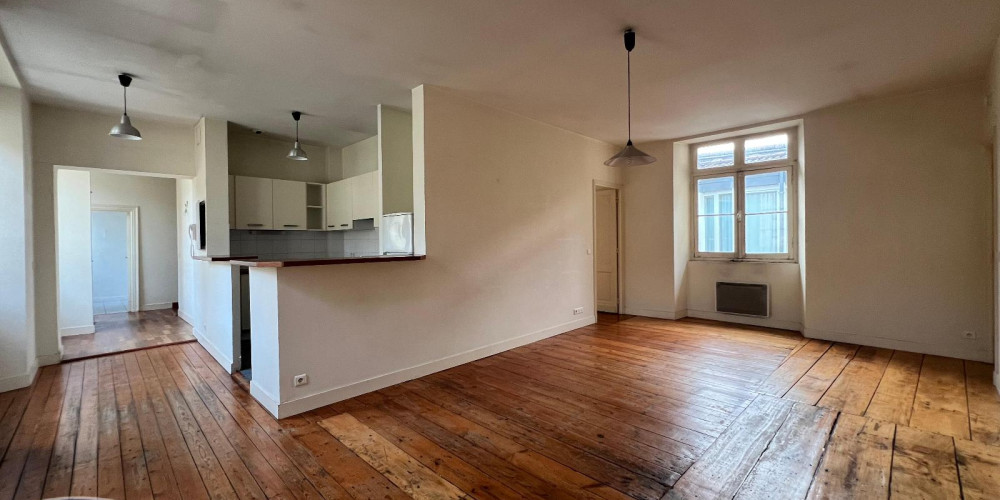 appartement à BORDEAUX (33000)