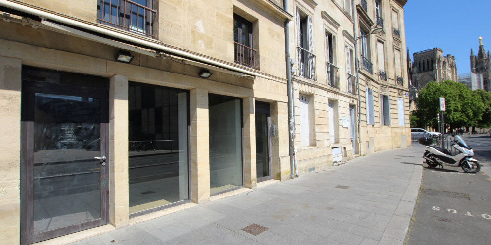 local commercial à BORDEAUX (33000)