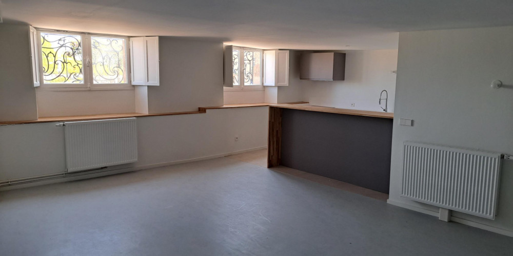 appartement à BORDEAUX (33000)