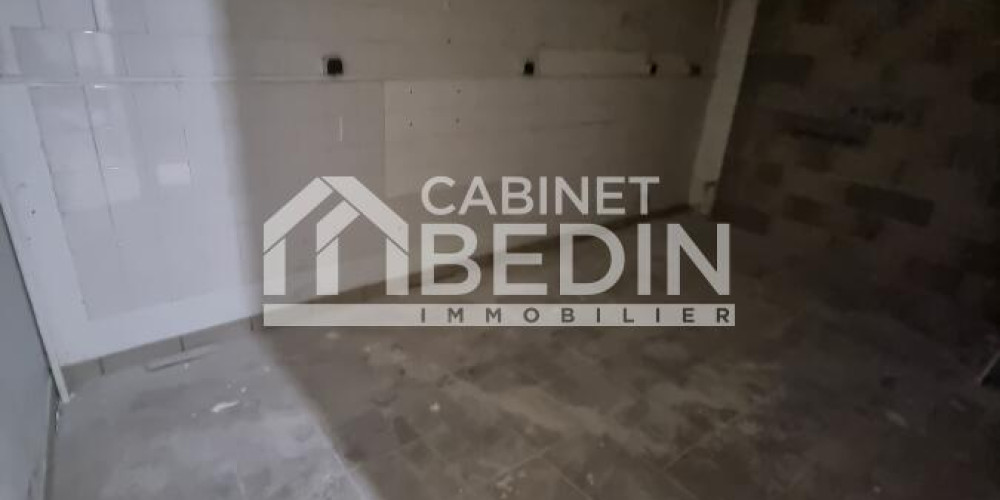 local commercial à BORDEAUX (33000)