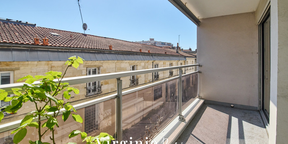 appartement à BORDEAUX (33000)