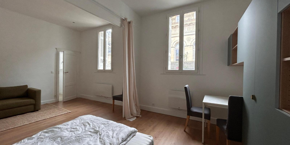 appartement à BORDEAUX (33000)