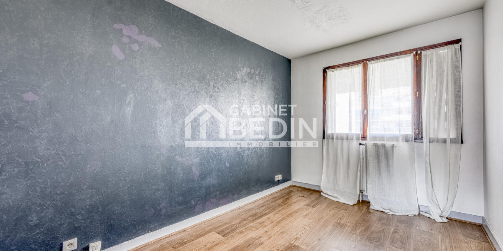 appartement à BORDEAUX (33300)