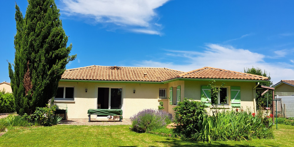 maison à IZON (33450)