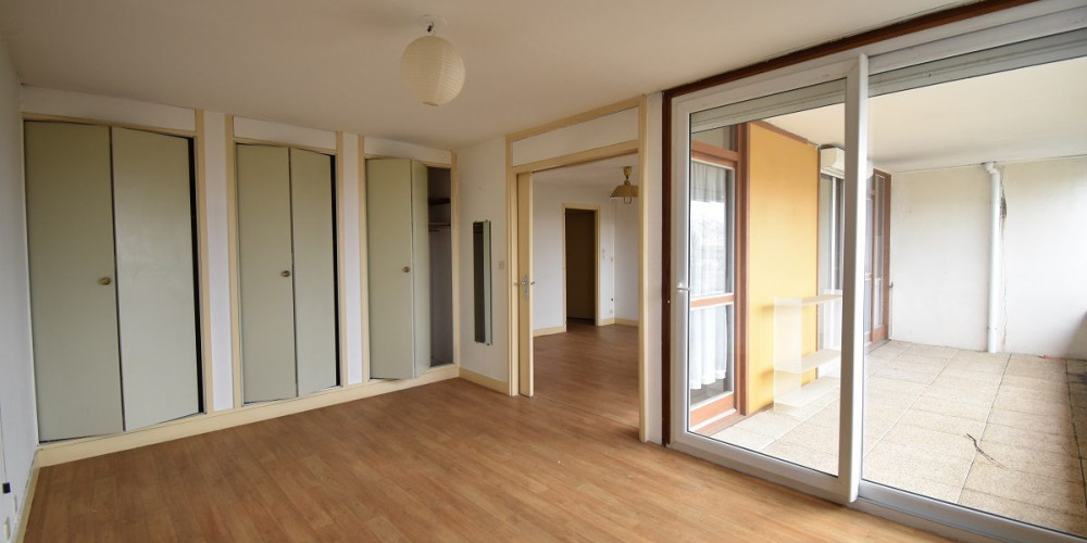 appartement à BORDEAUX (33000)