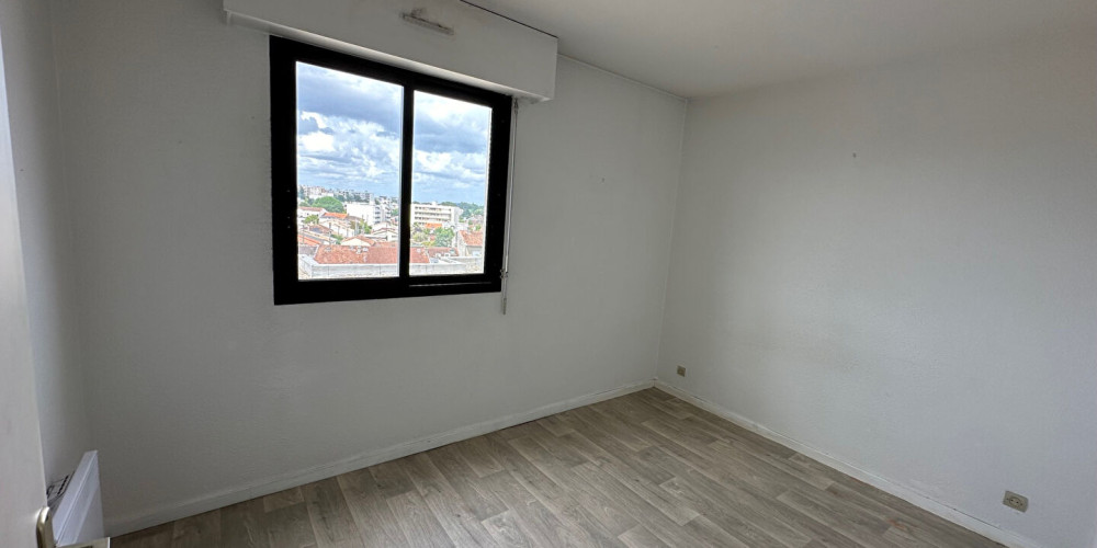 appartement à BORDEAUX (33200)