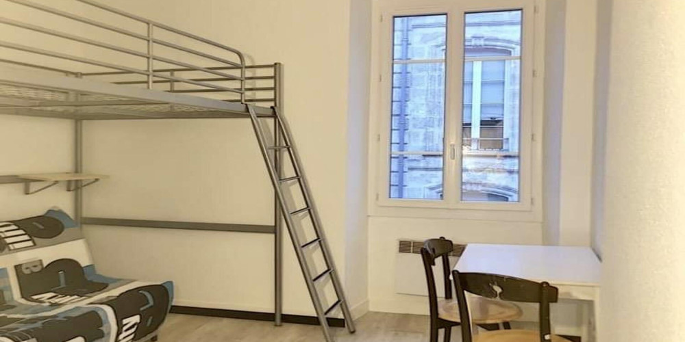 appartement à BORDEAUX (33000)