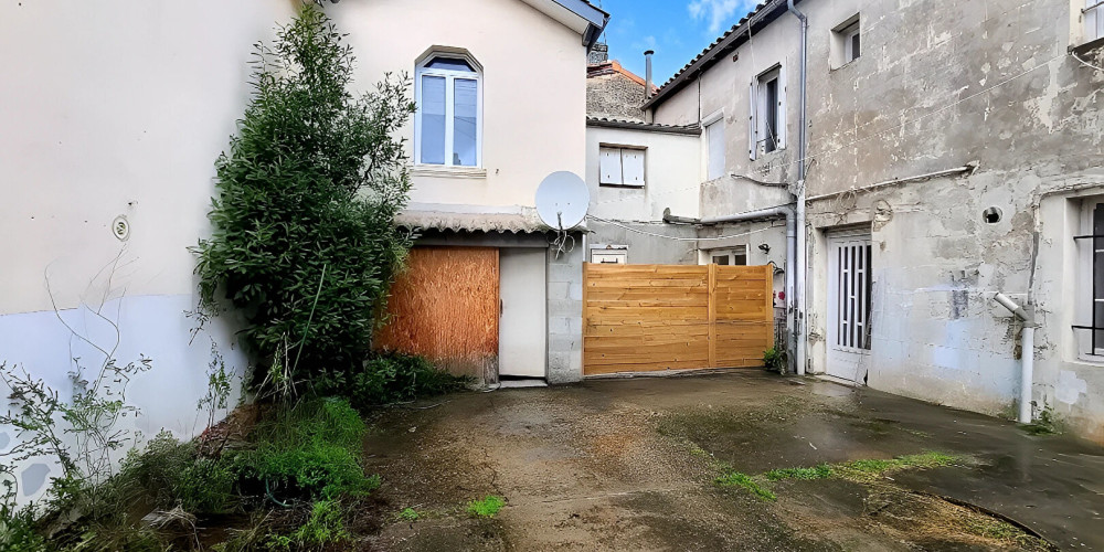 parking à BORDEAUX (33300)