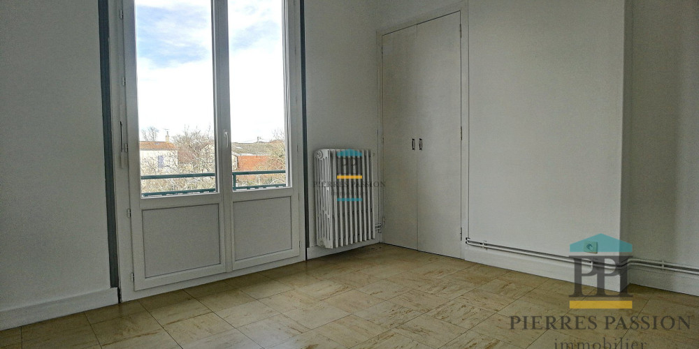 appartement à BEGUEY (33410)