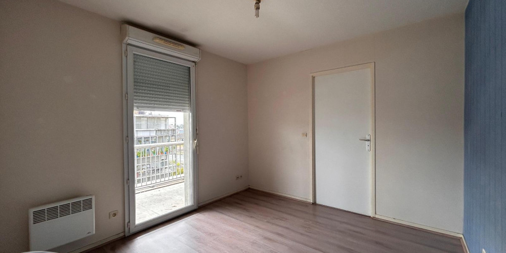 appartement à BORDEAUX (33800)