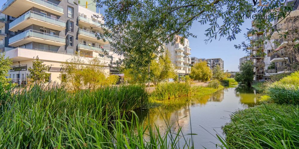 appartement à BORDEAUX (33300)