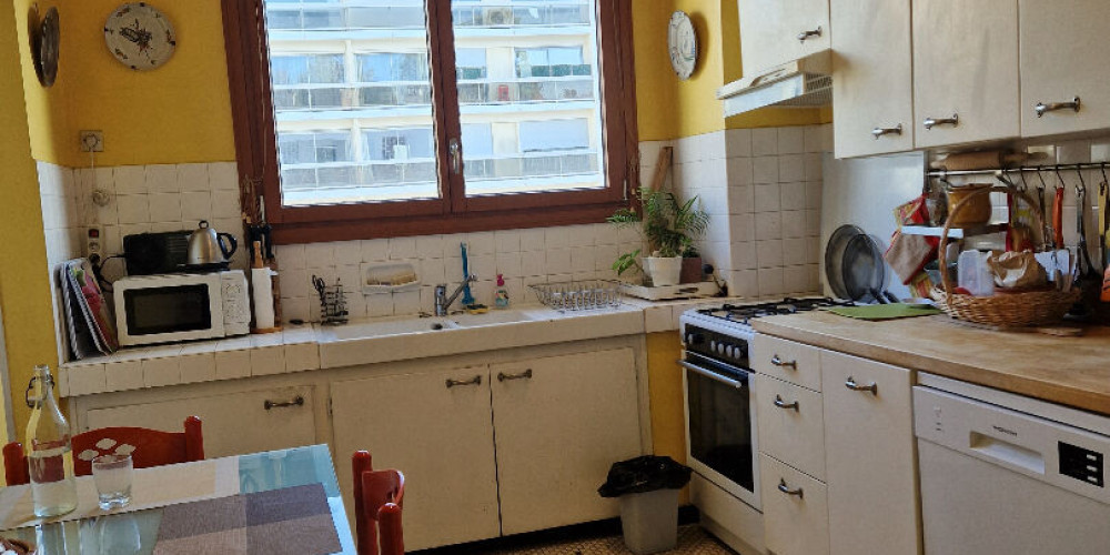 appartement à BORDEAUX (33200)