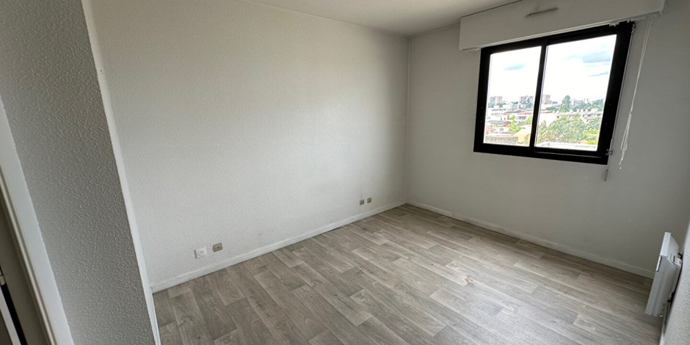 appartement à BORDEAUX (33200)