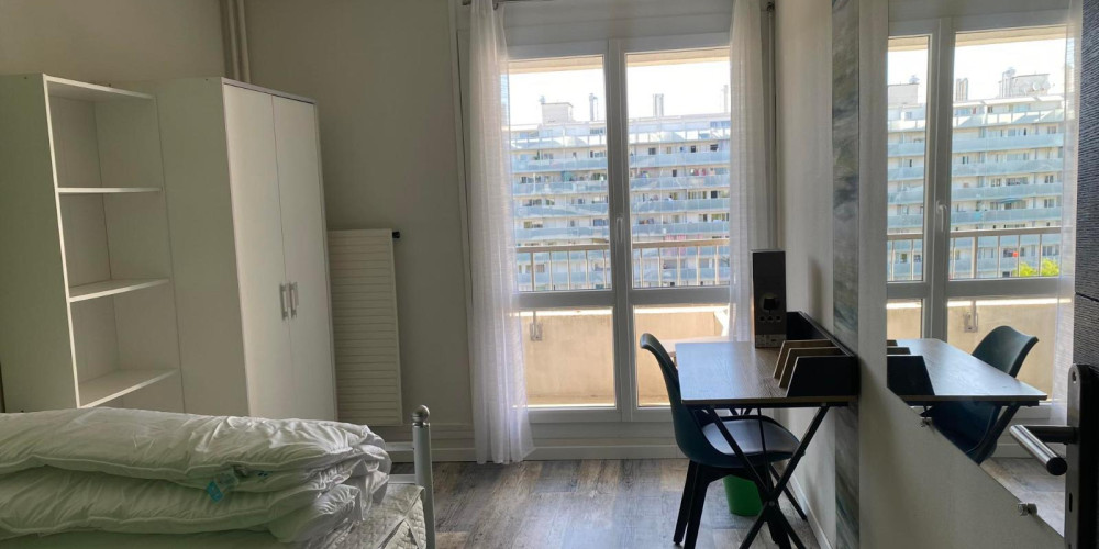 appartement à BORDEAUX (33300)