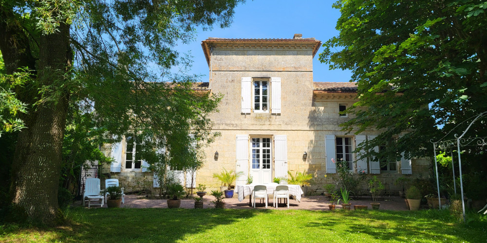 maison à BLAYE (33390)