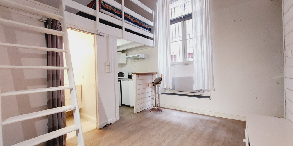 appartement à BORDEAUX (33000)