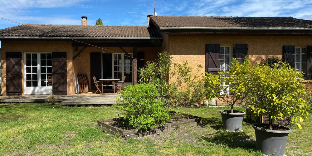 maison à ARES (33740)