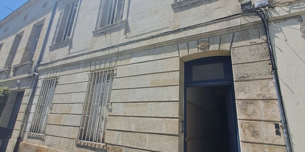 appartement à BORDEAUX (33000)