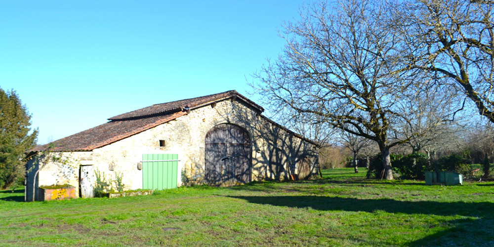 maison à BRANNE (33420)