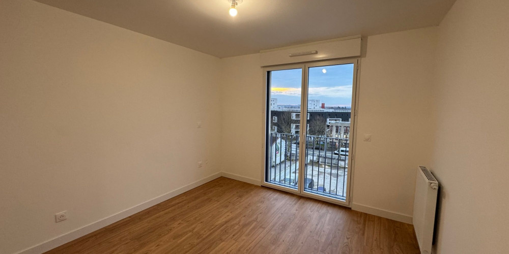 appartement à BORDEAUX (33800)