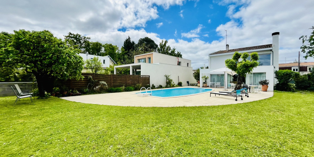 maison à LE BOUSCAT (33110)