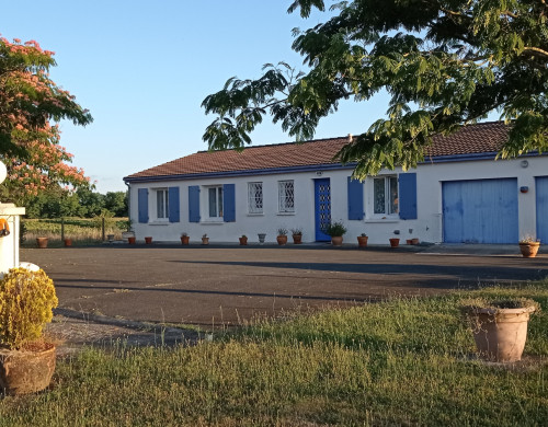 maison  ST CIERS SUR GIRONDE